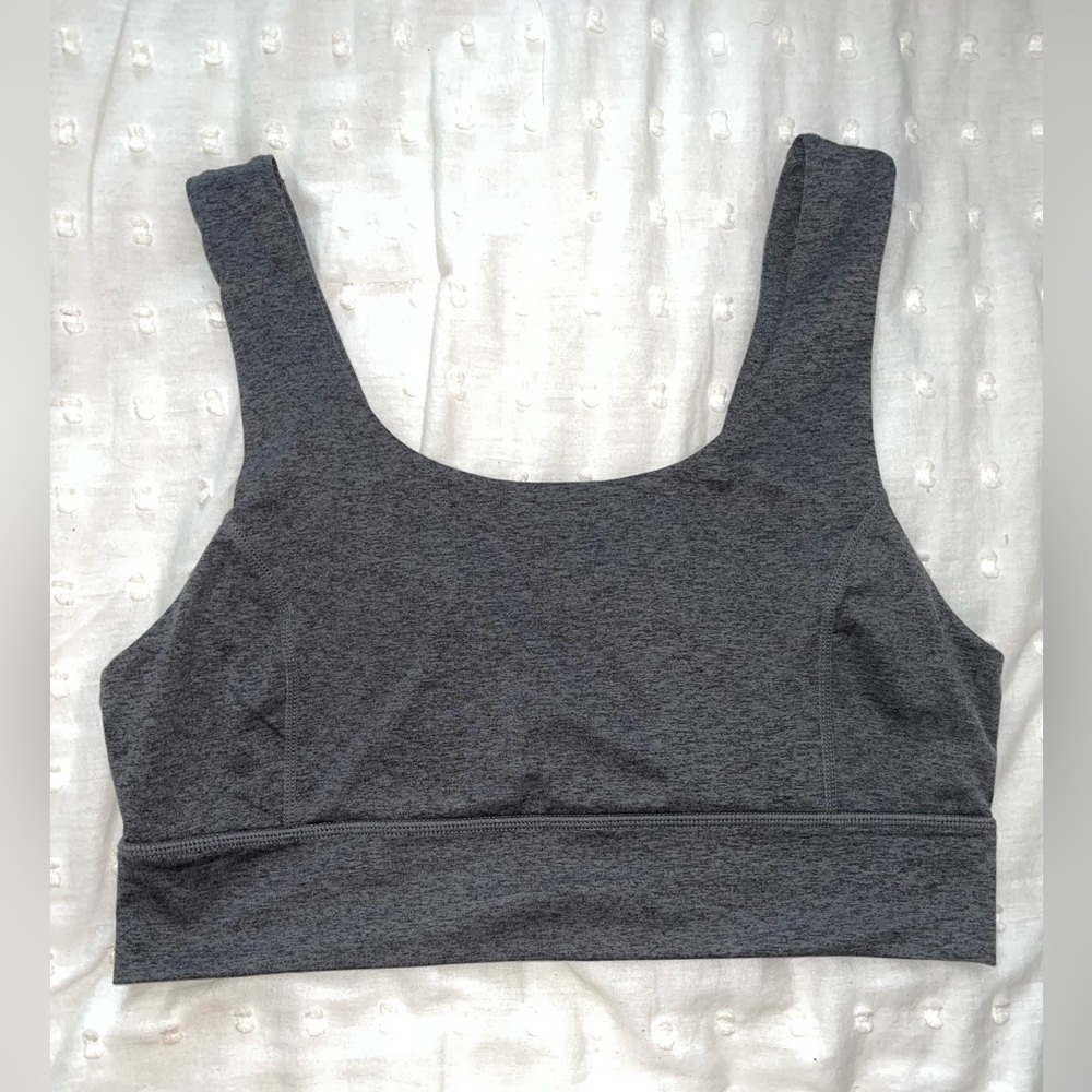 GAP New without tags Large Sport Bra